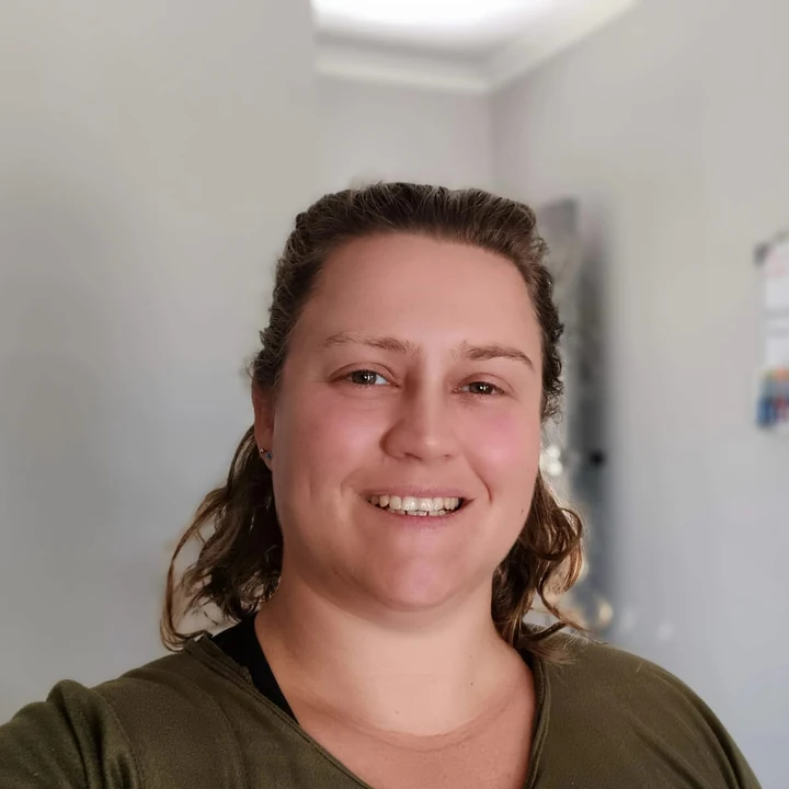 Jeni, CleverLeaf English tutor